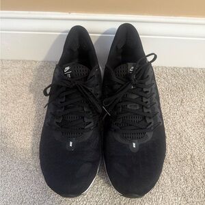 Nike Men's Black Zoom Vomero 14